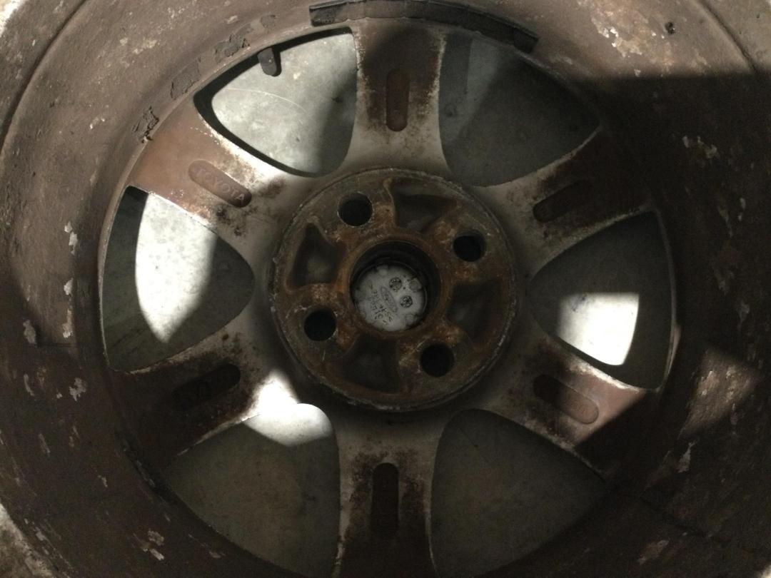 Photo '5' of 15x6 Alloy Wheel 6 Spoke x1 Photo '5' of 15x6 Alloy Wheel 6 Spoke x1