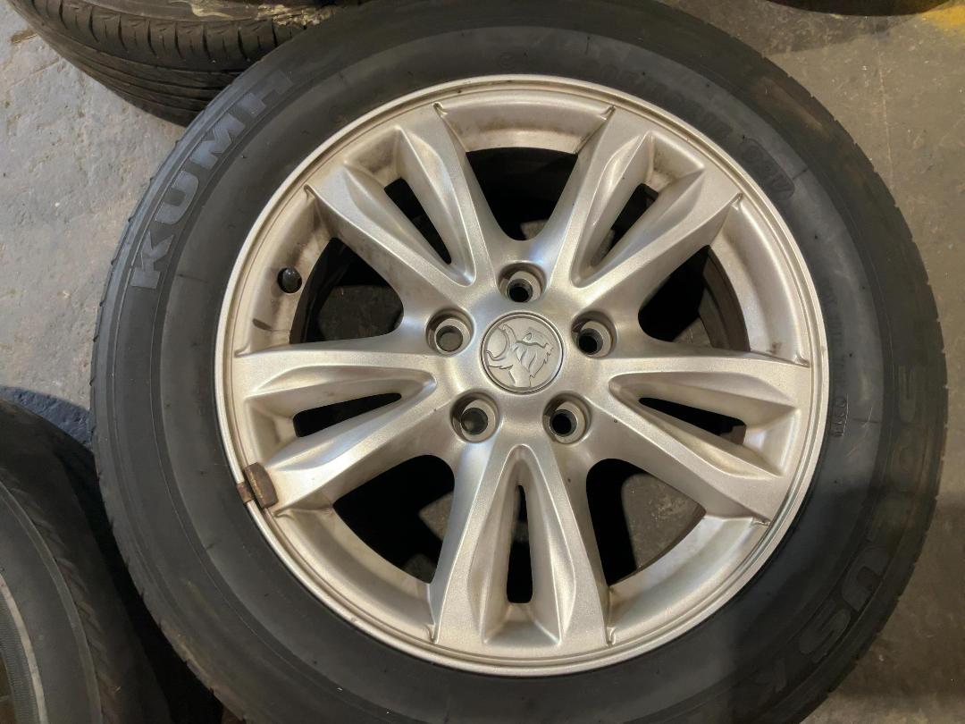 Photo '5' of Holden Rims with tyres Photo '5' of Holden Rims with tyres