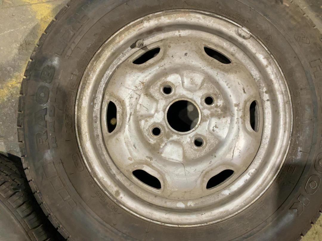 Photo '3' of 4 Stud rims with Tyres x2 Photo '3' of 4 Stud rims with Tyres x2