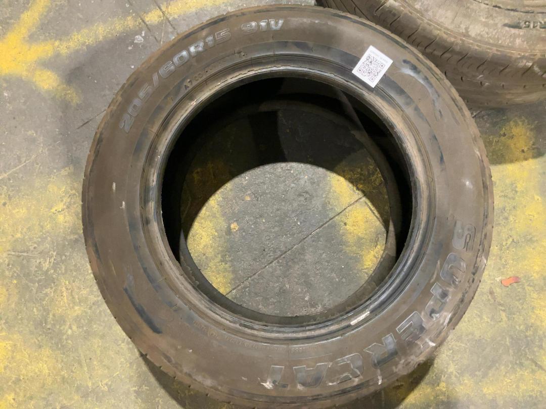 Photo '2' of 2 x Tyres Photo '2' of 2 x Tyres