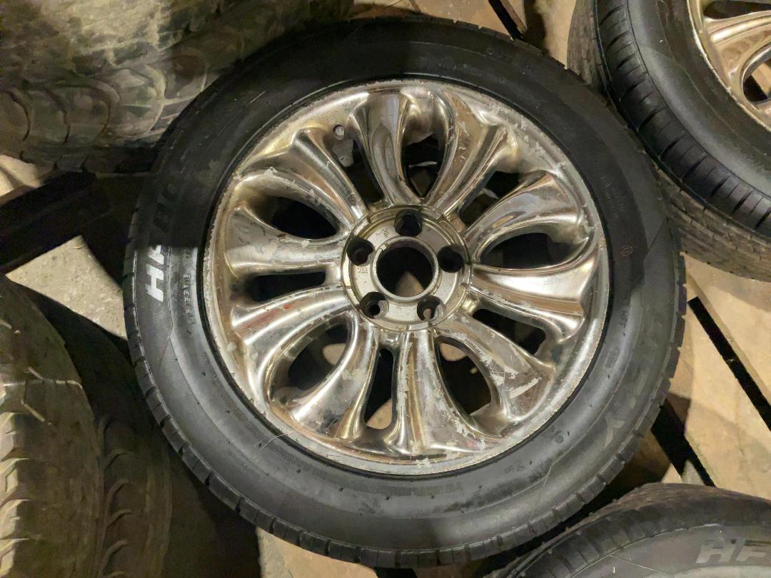 Photo '3' of Set of 4 5Stud Rims with Tyres