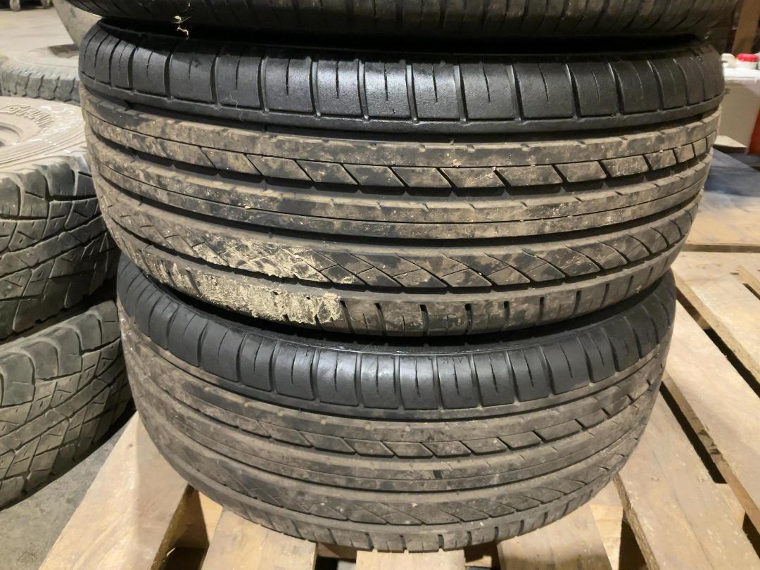 Photo '7' of Set of 4 5Stud Rims with Tyres