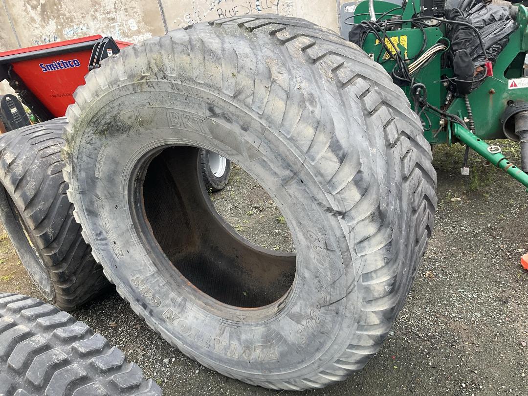 Photo '7' of Tyres Various