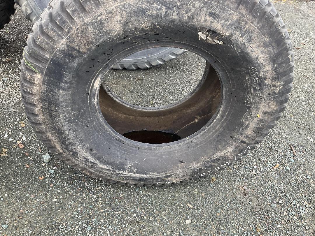 Photo '10' of Tyres Various