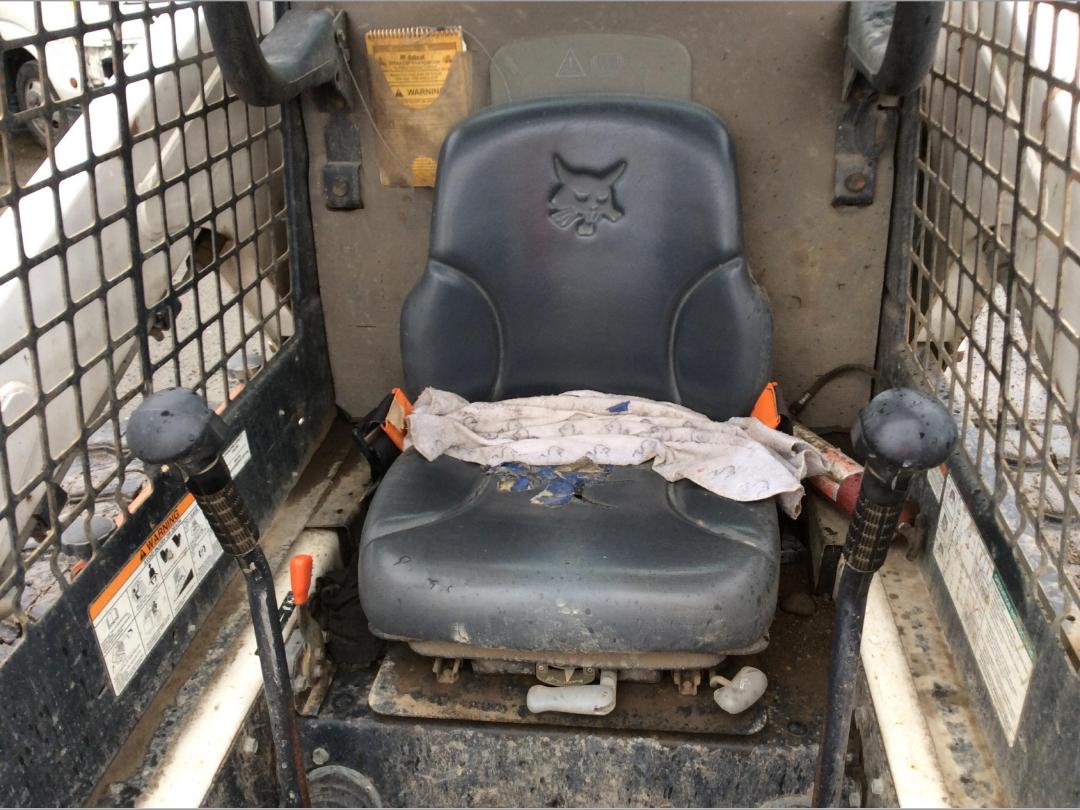 Photo '8' of Bobcat S175 Skid Steer Loader Photo '8' of Bobcat S175 Skid Steer Loader