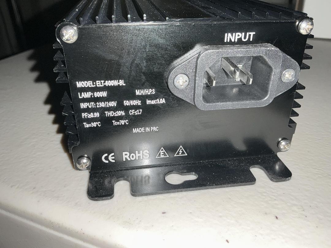 Photo '3' of 600W Digital Ballast Photo '3' of 600W Digital Ballast