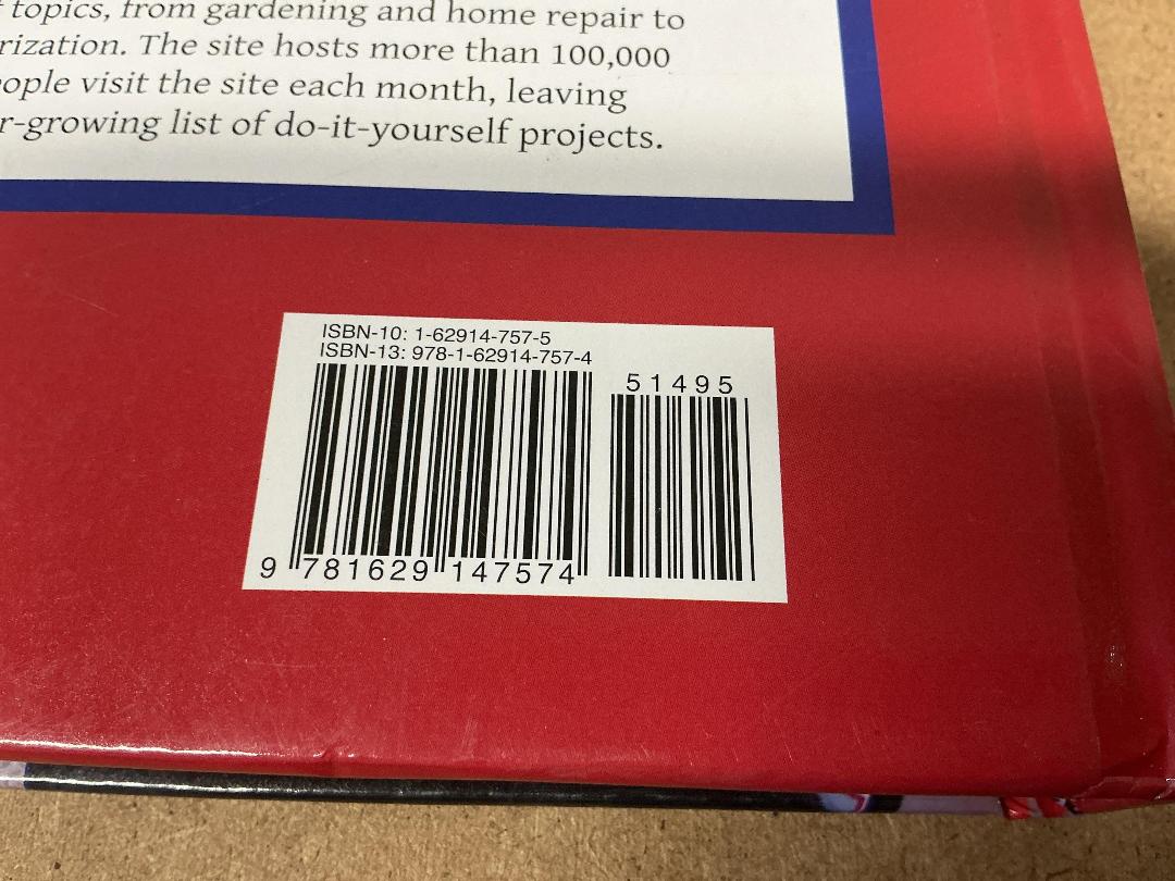 Photo '4' of Practical Paracord Projects Book