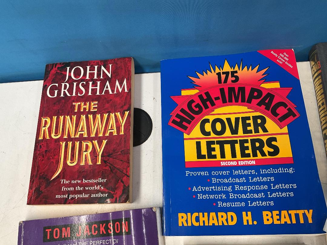 Photo '8' of Assortment of Books - Harry Potter and The Prisoner of Azkaban, Diana Etc