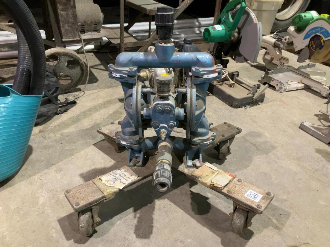 Photo '2' of Air-operated Double diaphragm Pump