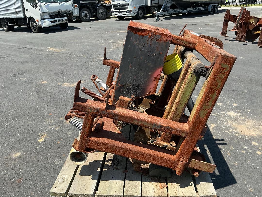 Photo '6' of Duncan Single row seeding planter