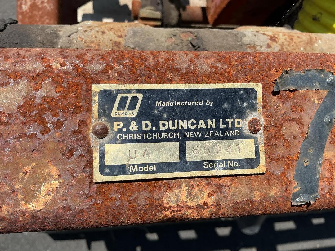 Photo '10' of Duncan Single row seeding planter