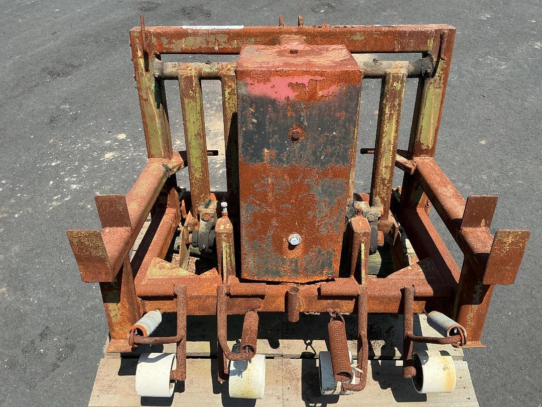 Photo '9' of Duncan Single row seeding planter