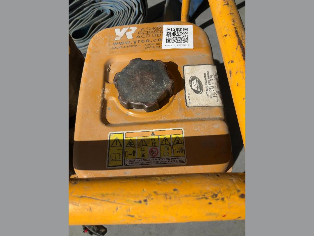 Photo '9' of VR Portable gas powered water pump