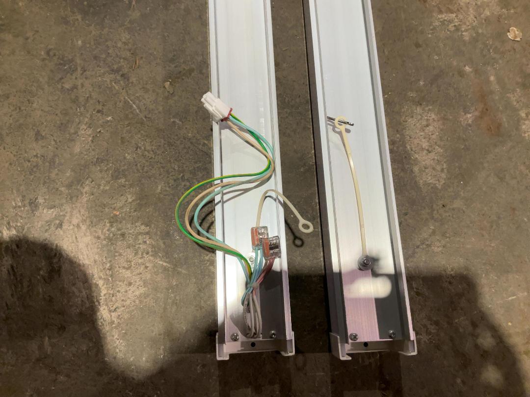 Photo '3' of 2 x LED Lights