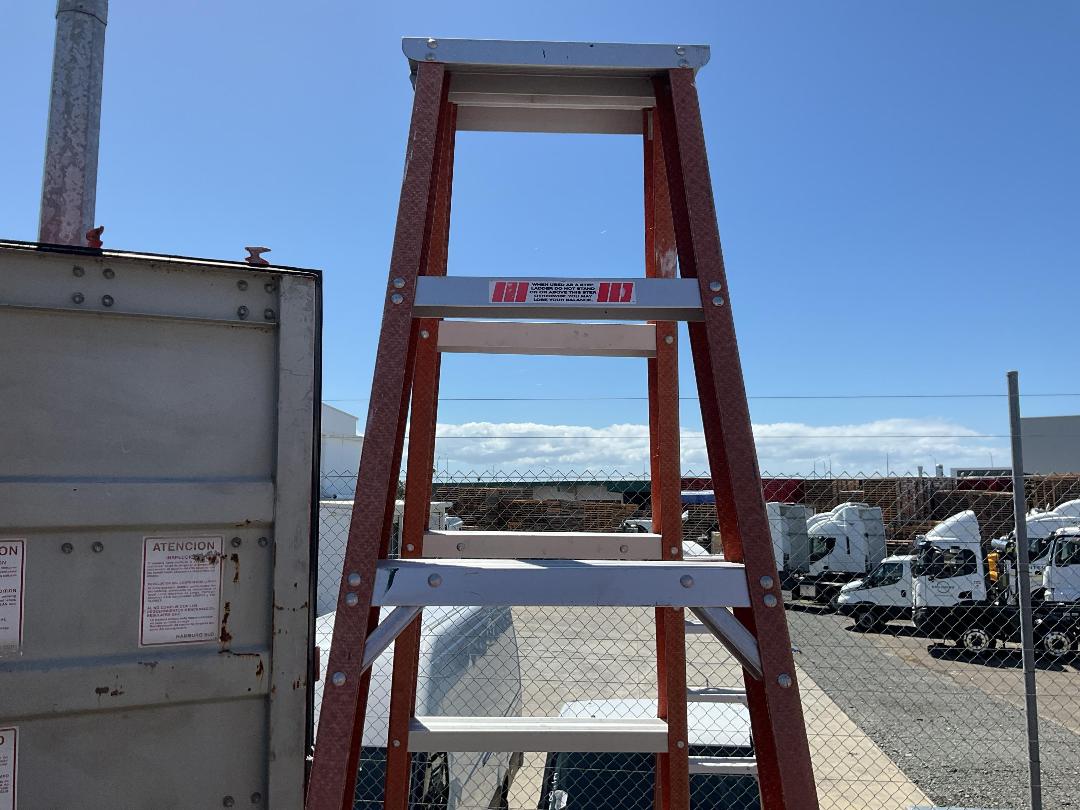 Photo '4' of 7 Step Ladder