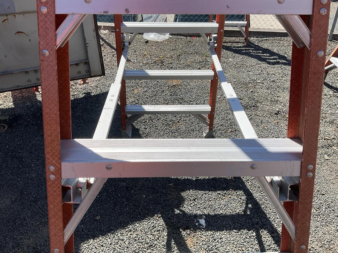 Photo '3' of 7 Step Ladder