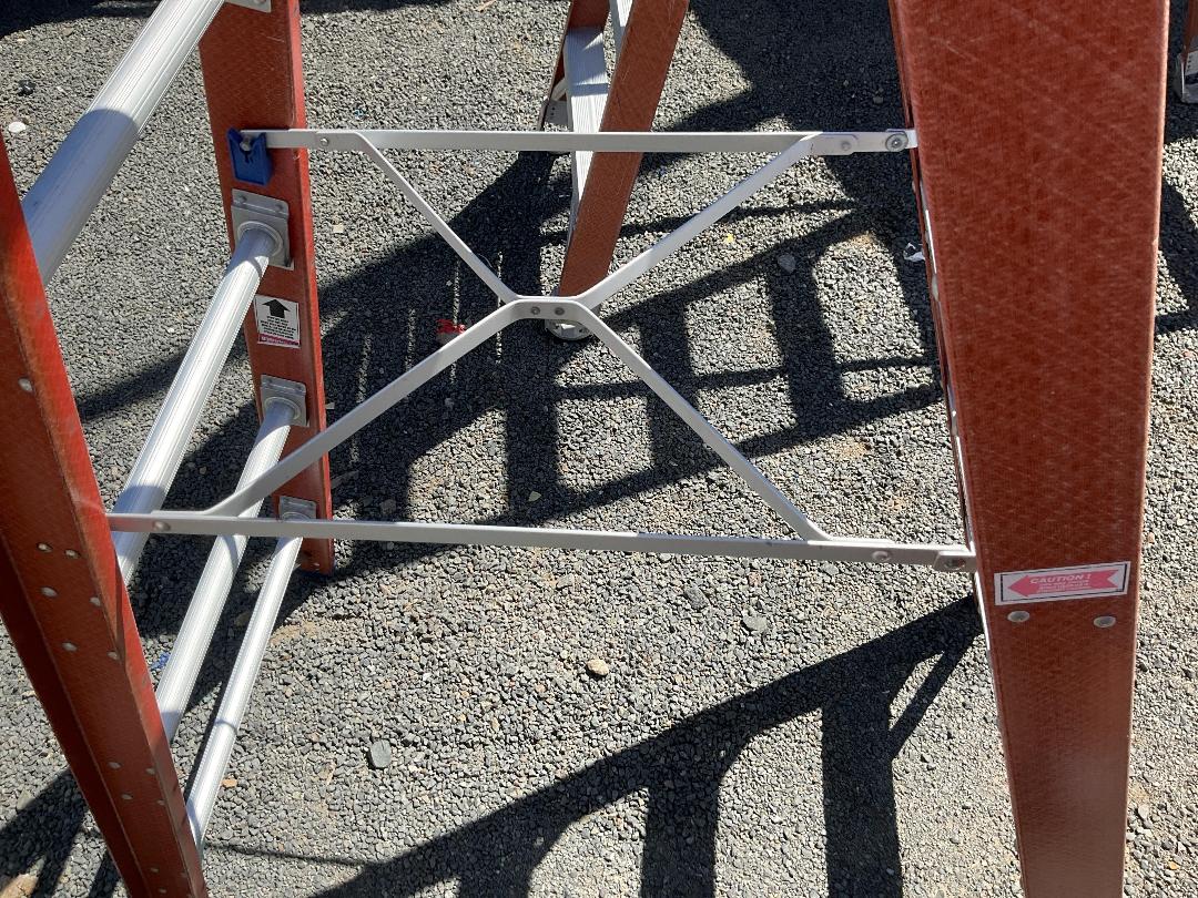 Photo '4' of 6 Step Ladder