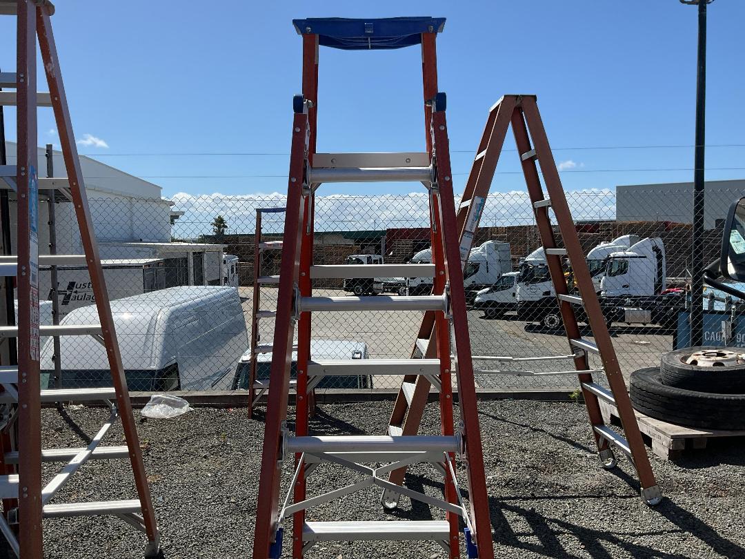 Photo '6' of 6 Step Ladder
