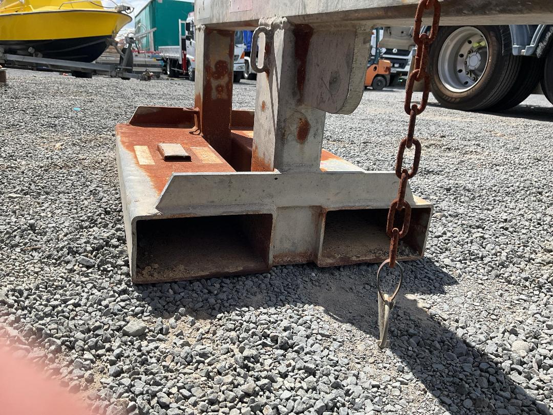 Photo '5' of Forklift Jib/Lifting Beam