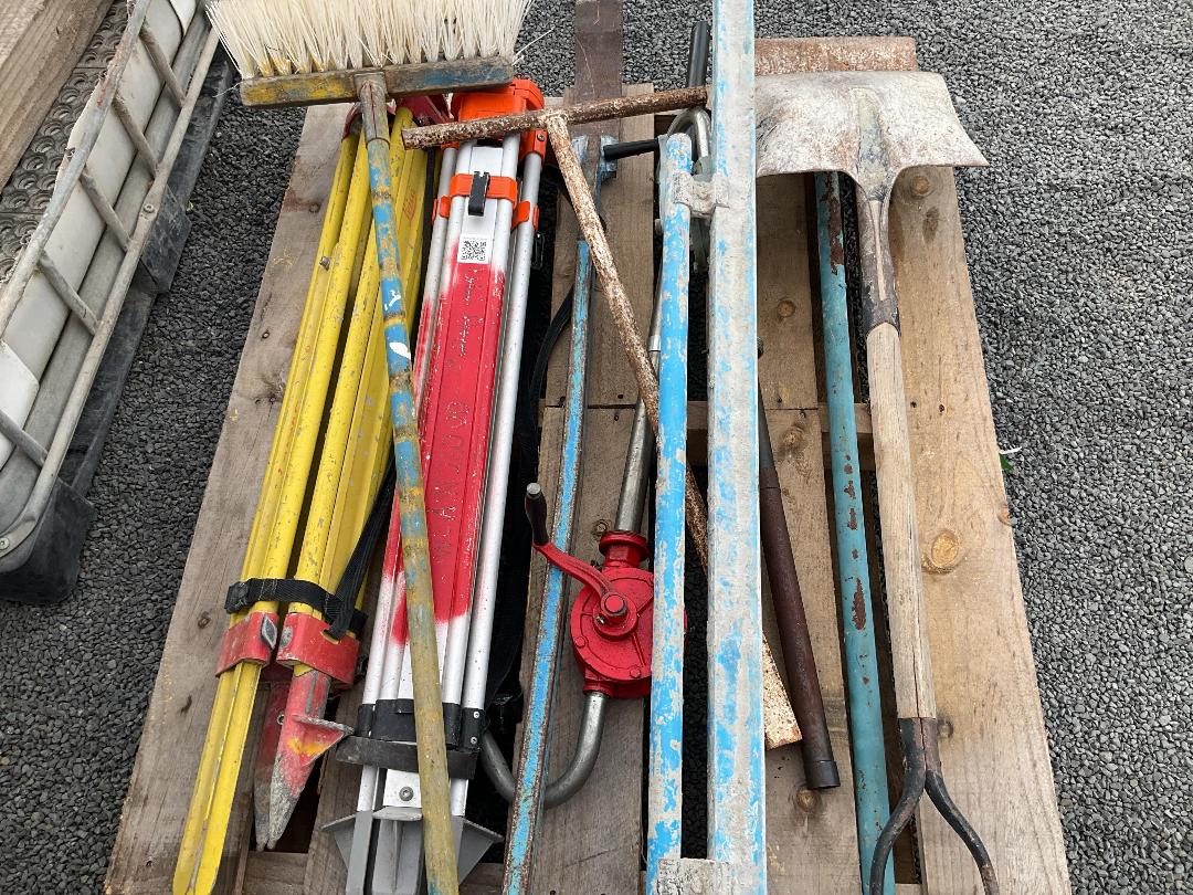 Photo '4' of Pallet of Assorted Tools