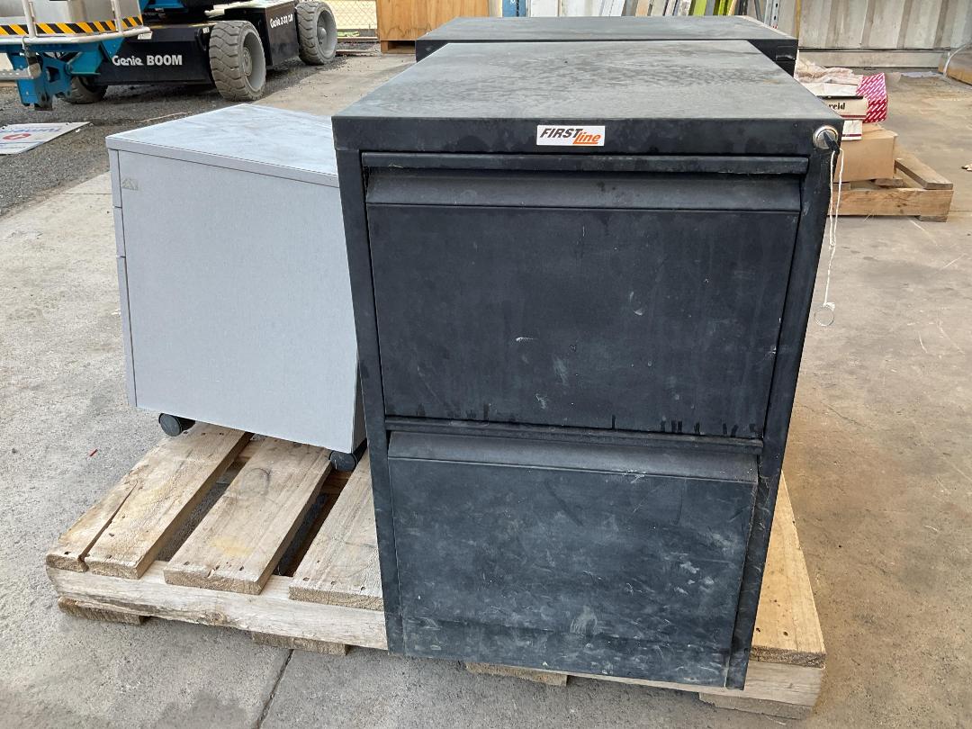 Photo '2' of Filing Cabinets