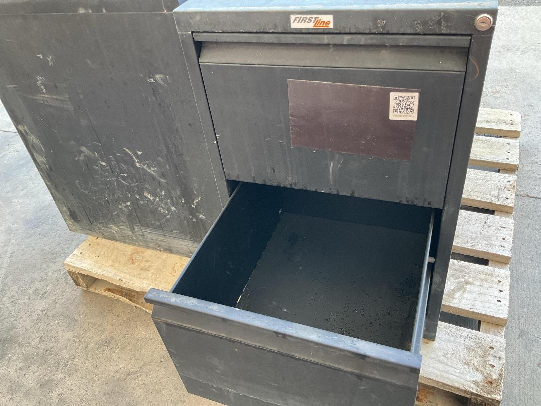 Photo '7' of Filing Cabinets