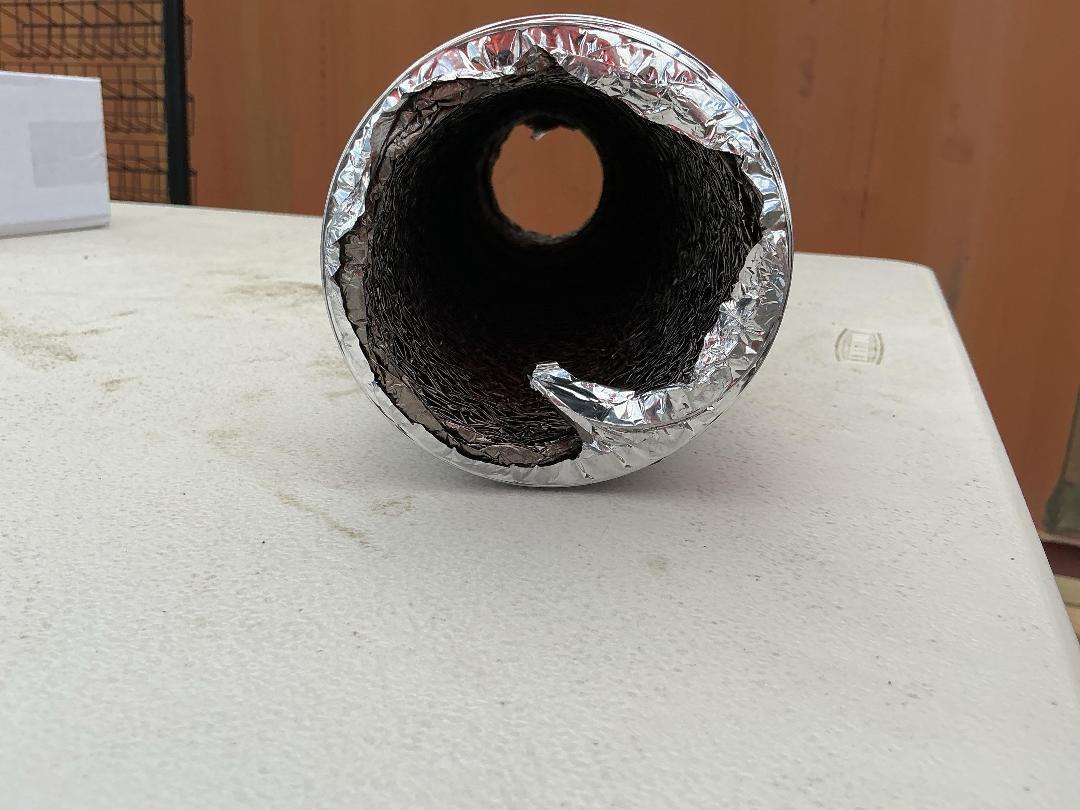 Photo '4' of 5x Black Inside Foil Ducting (104mmX10m)