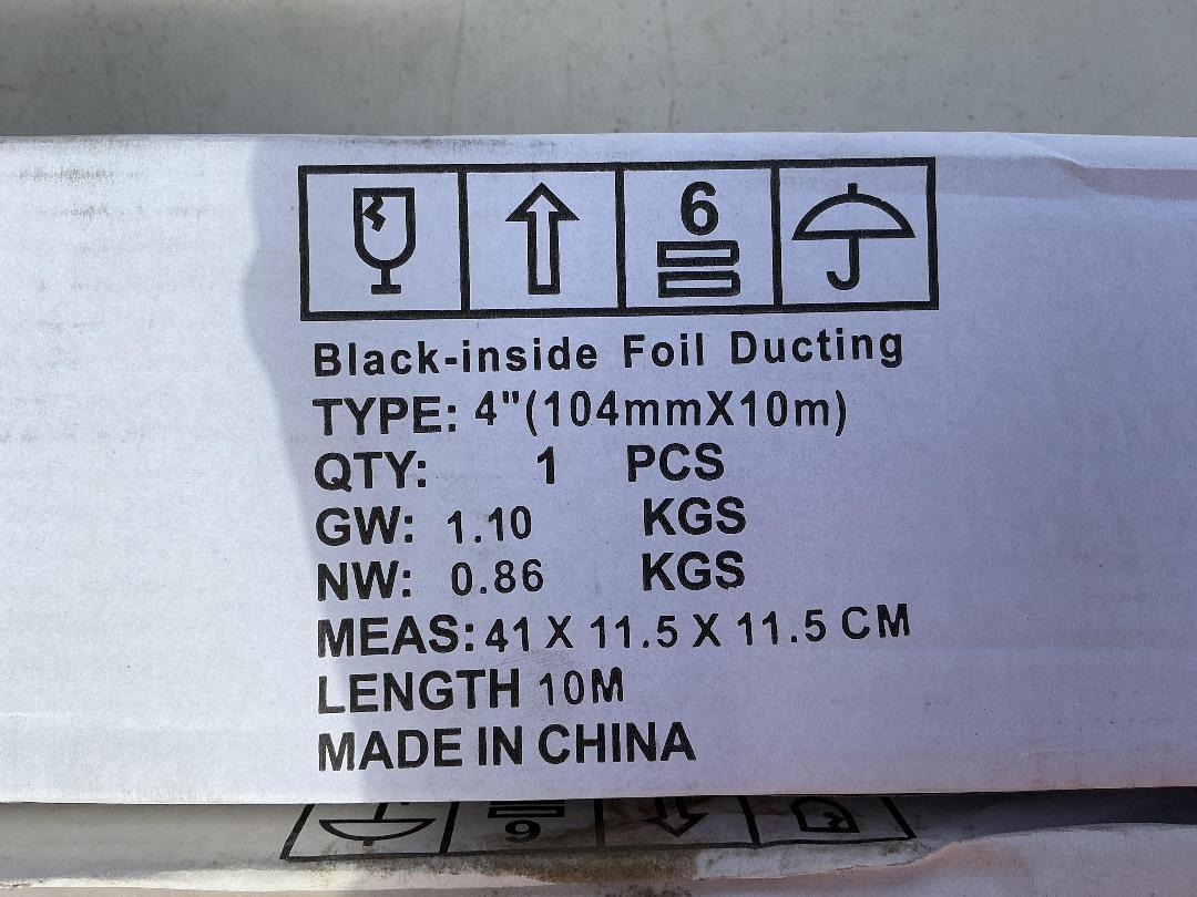 Photo '2' of 5x Black Inside Foil Ducting (104mmX10m) Photo '2' of 5x Black Inside Foil Ducting (104mmX10m)