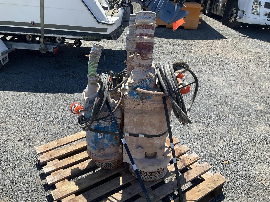 Photo '3' of 3x Submersible Pumps