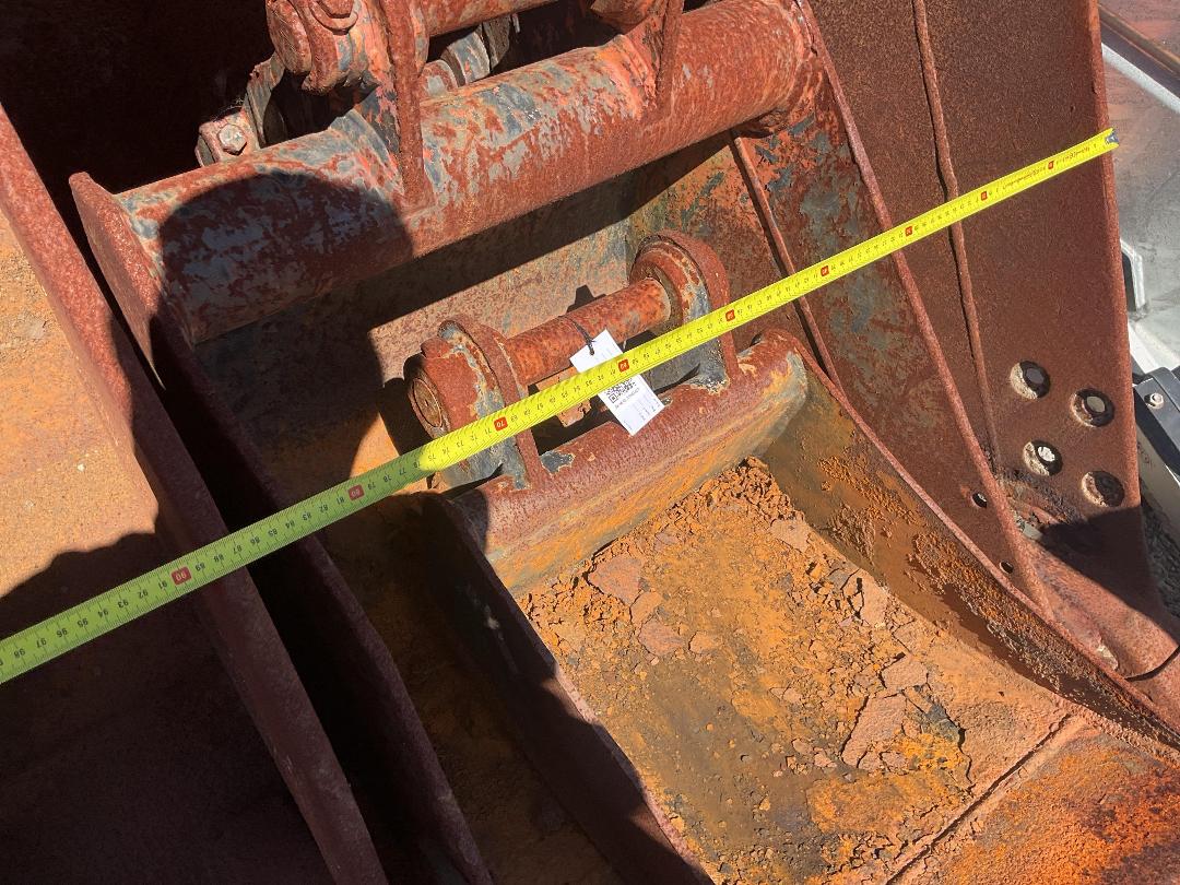 Photo '9' of Assorted Excavator Buckets