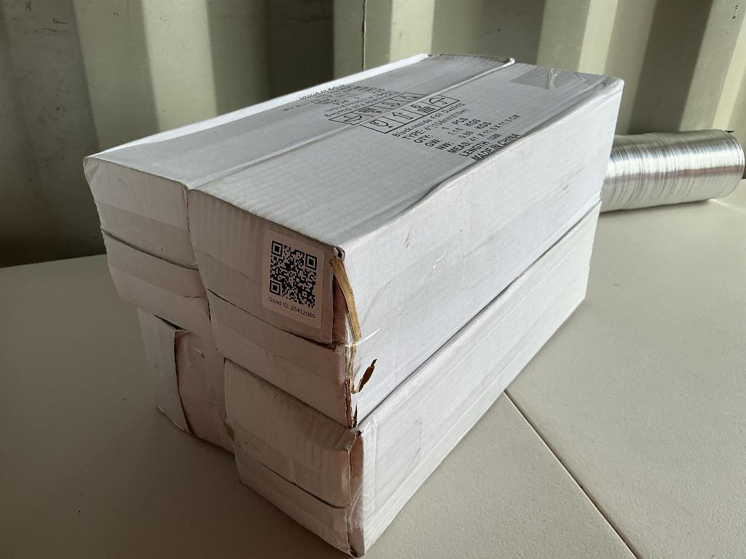 Photo '3' of 4x Black Inside Foil Ducting (10m)