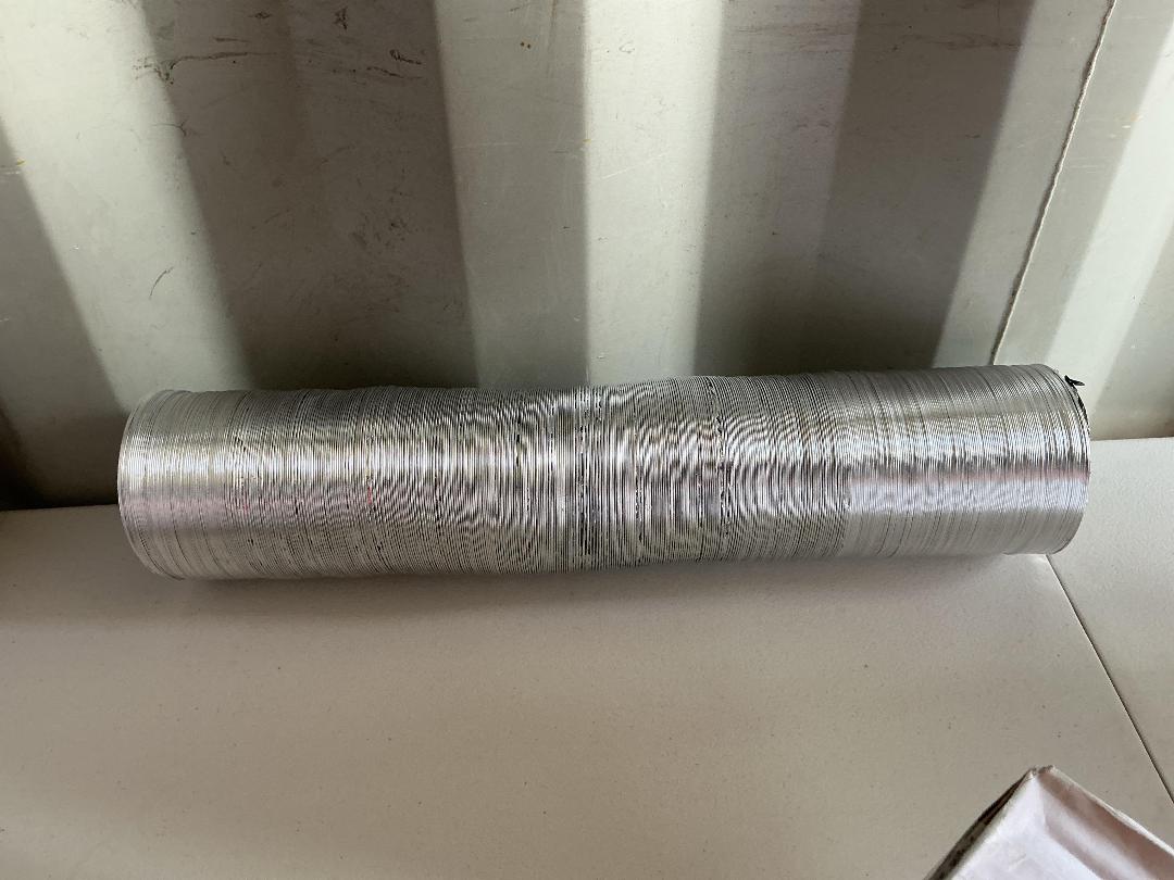 Photo '4' of 4x Black Inside Foil Ducting (10m) Photo '4' of 4x Black Inside Foil Ducting (10m)