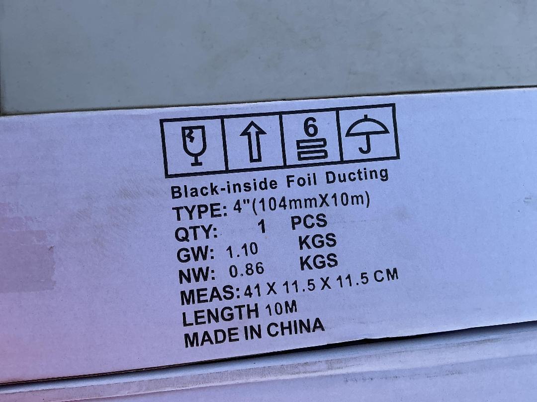 Photo '3' of 4x Black Inside Foil Ducting (104mmX10m) Photo '3' of 4x Black Inside Foil Ducting (104mmX10m)
