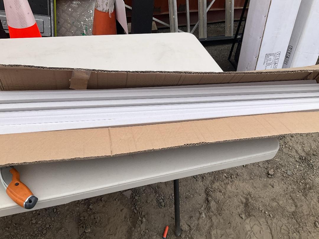 Photo '4' of Fluorescent light tubes 1155mm x 15mm Photo '4' of Fluorescent light tubes 1155mm x 15mm