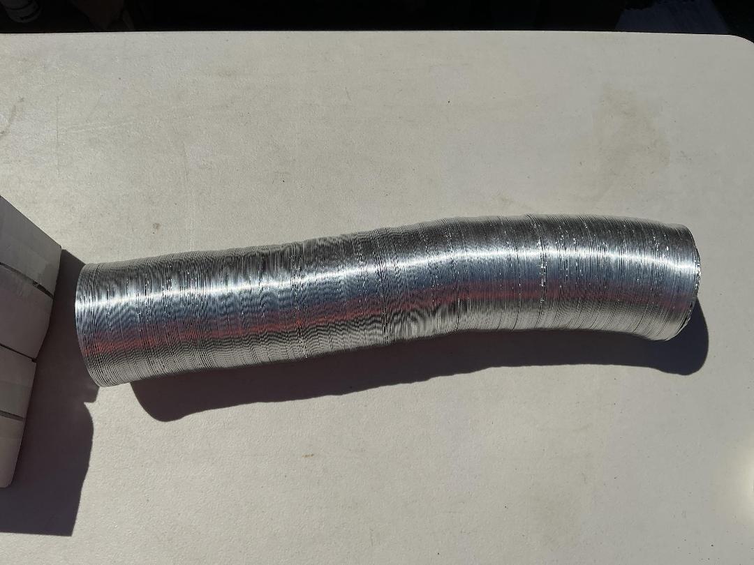 Photo '2' of 5x Black Inside Foil Ducting (104mmX10m) Photo '2' of 5x Black Inside Foil Ducting (104mmX10m)