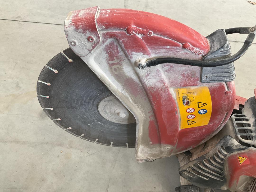 Photo '3' of Hilti DSH 900-X Concrete Saw