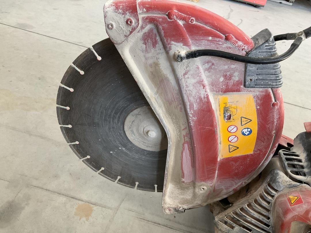 Photo '4' of Hilti DSH 900-X Concrete Saw