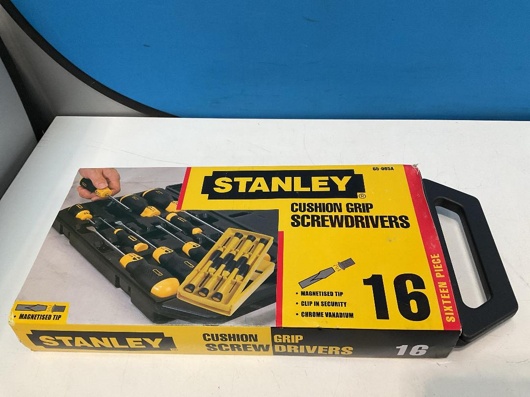Photo '10' of Stanley Cushion Grip Screwdrivers