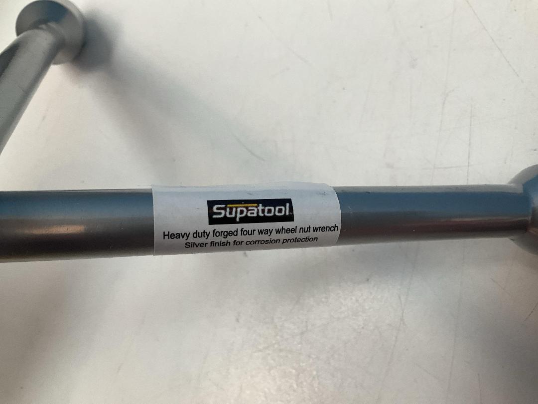 Photo '9' of Hand Tools, Painting Items, Protective Goggles Etc