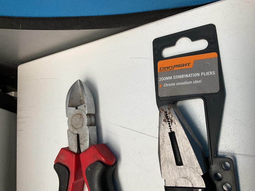 Photo '12' of Hand Tools, Painting Items, Protective Goggles Etc