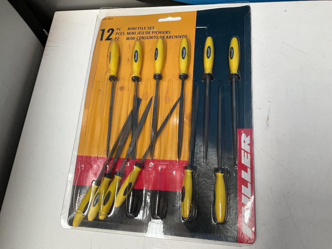 Photo '18' of Hand Tools, Painting Items, Protective Goggles Etc