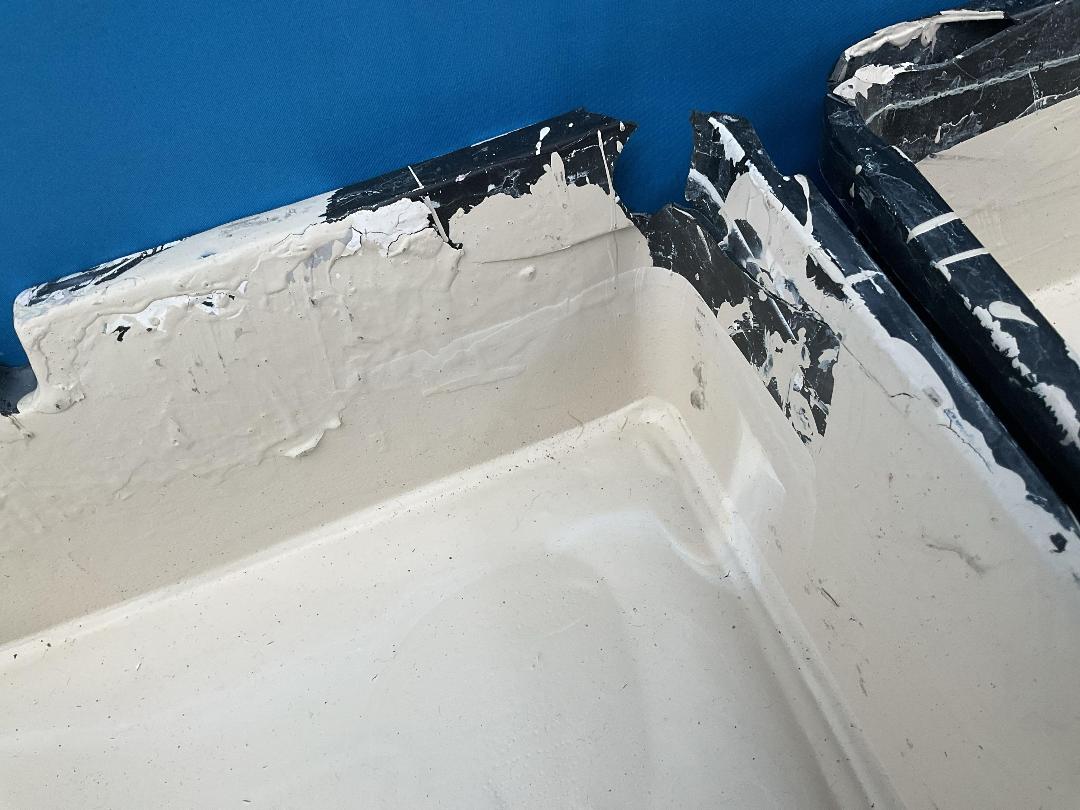 Photo '25' of Hand Tools, Painting Items, Protective Goggles Etc