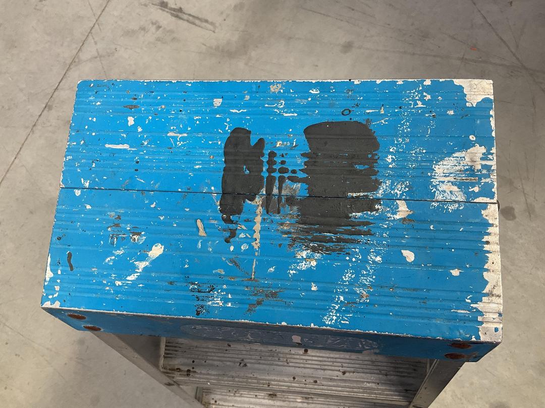 Photo '3' of Gorilla Industrial Double Sided Step Ladder - Model SM003-C Photo '3' of Gorilla Industrial Double Sided Step Ladder - Model SM003-C