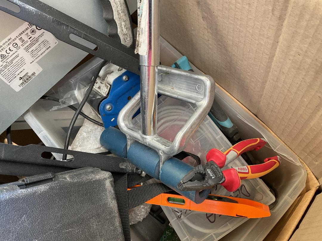 Photo '7' of Crate of Miscellaneous Items - Building Items, Tools, Dollys Etc