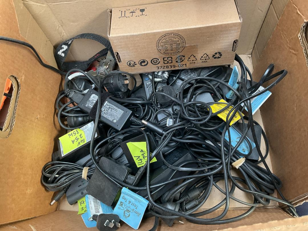 Photo '17' of Crate of Miscellaneous Items - Building Items, Tools, Dollys Etc