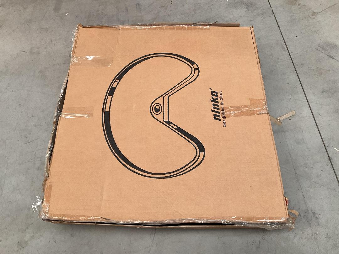 Photo '6' of Ninka - 3/4 Circle Carousel Revolving Corner Unit