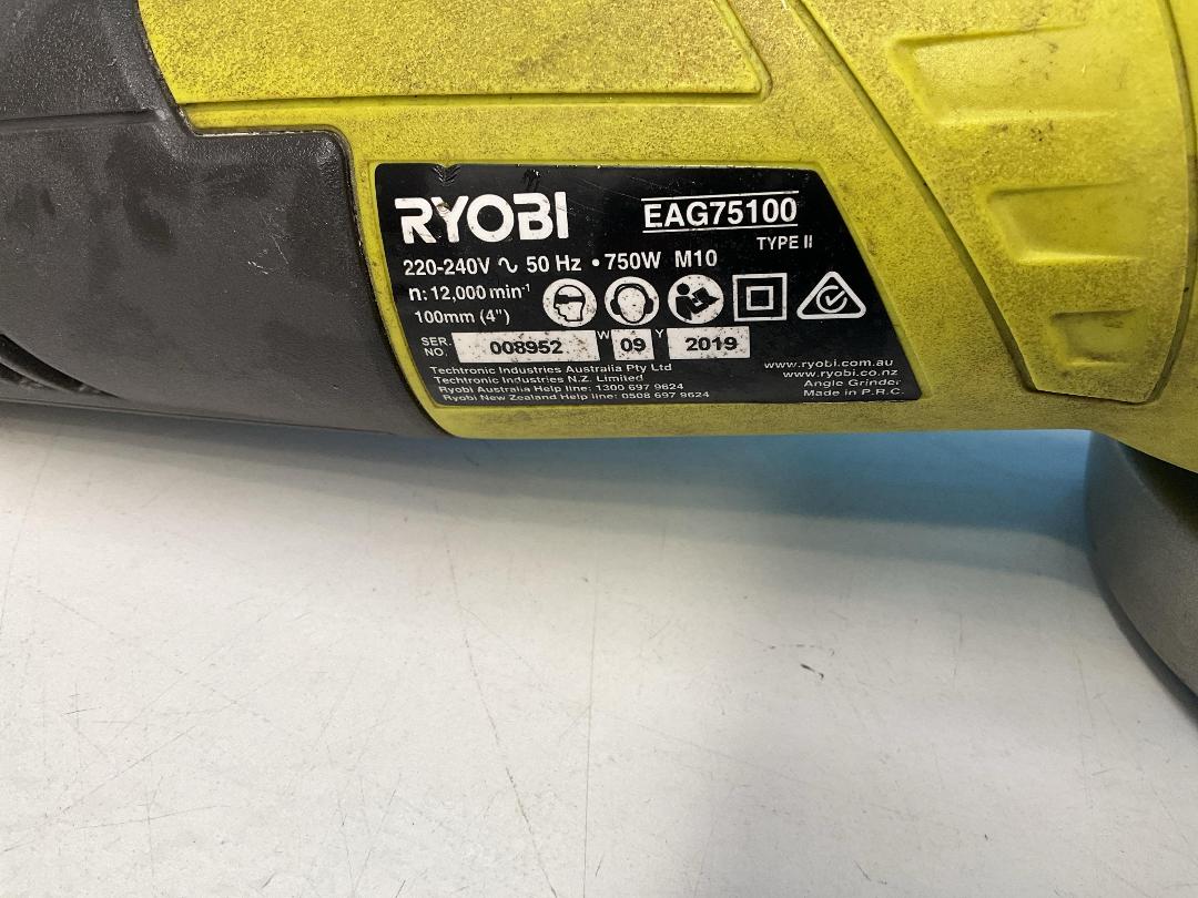 Photo '2' of Ryobi Angle Grinder - Model EAG75100 Photo '2' of Ryobi Angle Grinder - Model EAG75100