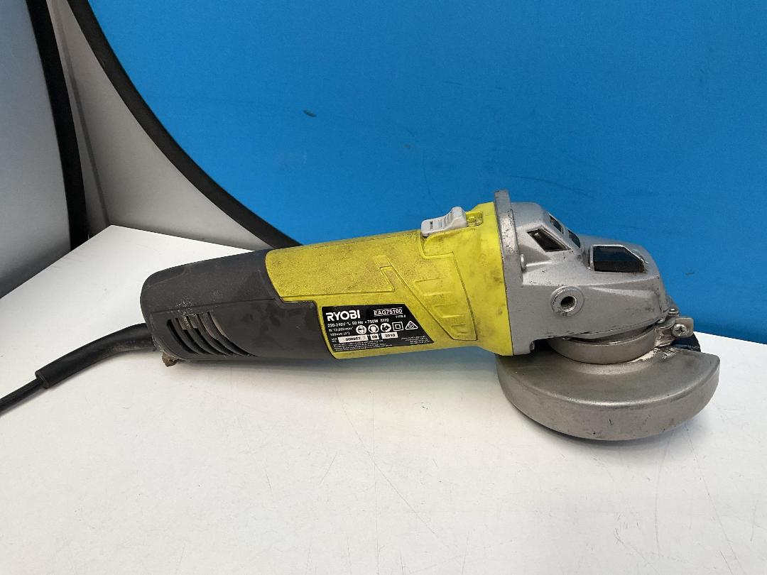 Photo '8' of Ryobi Angle Grinder - Model EAG75100 Photo '8' of Ryobi Angle Grinder - Model EAG75100