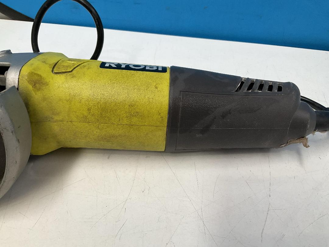 Photo '12' of Ryobi Angle Grinder - Model EAG75100 Photo '12' of Ryobi Angle Grinder - Model EAG75100
