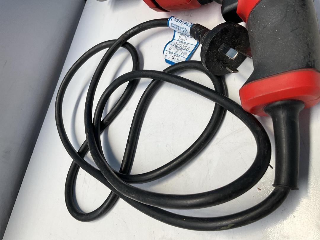 Photo '5' of Black and Decker Drill - Model KR55CRE-XE and Case